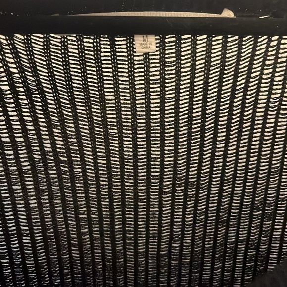 Rachel Roy Black Rounded V-Neck Transparent Back Oversized Sweater Size M - Picture 7 of 7